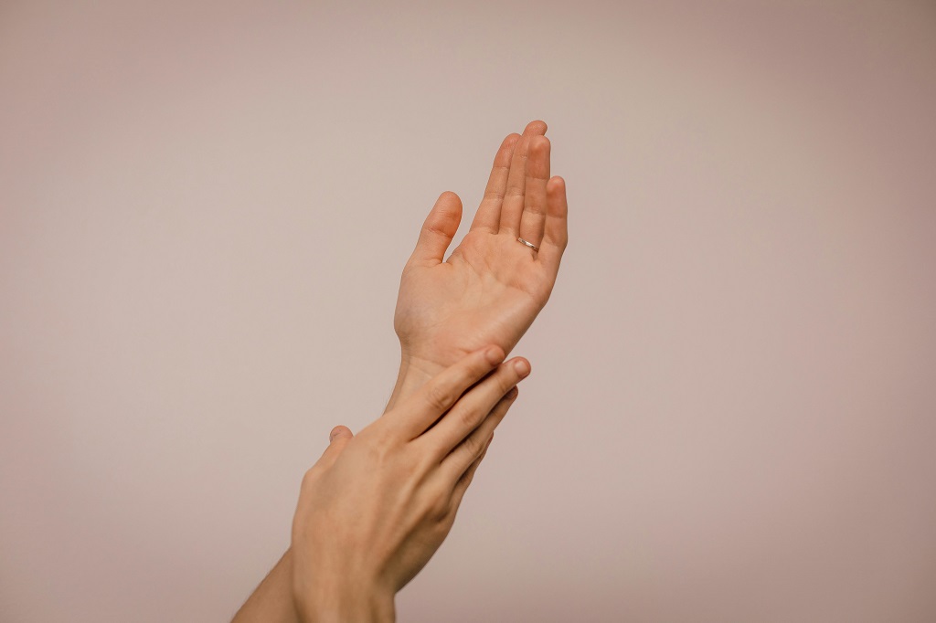 What ‘Hypoallergenic’ Really Means: A Guide to Skincare for Sensitive Skin